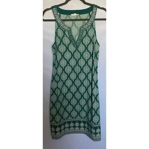 Magnolia Grace Womens Dress Sz. M Green Shift Sleeveless Embroidered V-Neck